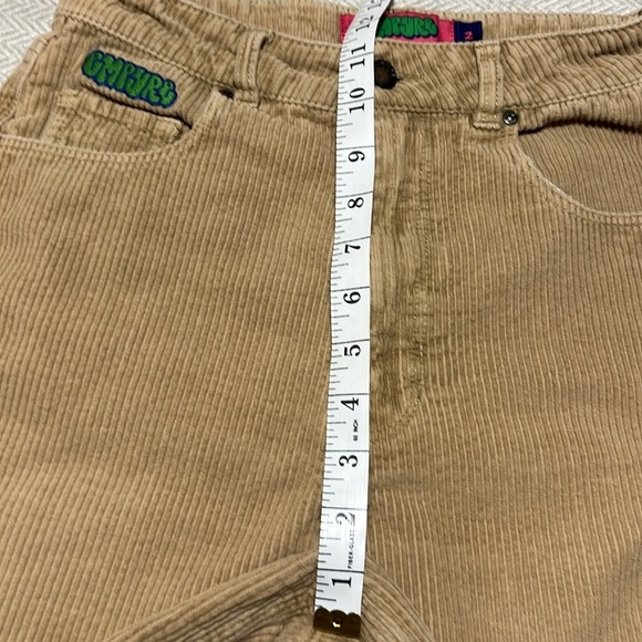 EMPYRE high rise Tan Corduroy Shorts.  Size 2 - Picture 6 of 10